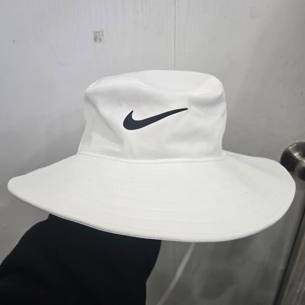 L사이즈 )) NIKE 나이키 버킷햇 모자! 화이트 & 블랙 긴끈있어요