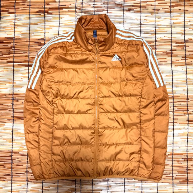 아디다스 황금컬러 반사이드라인 경량 패딩 자켓 L