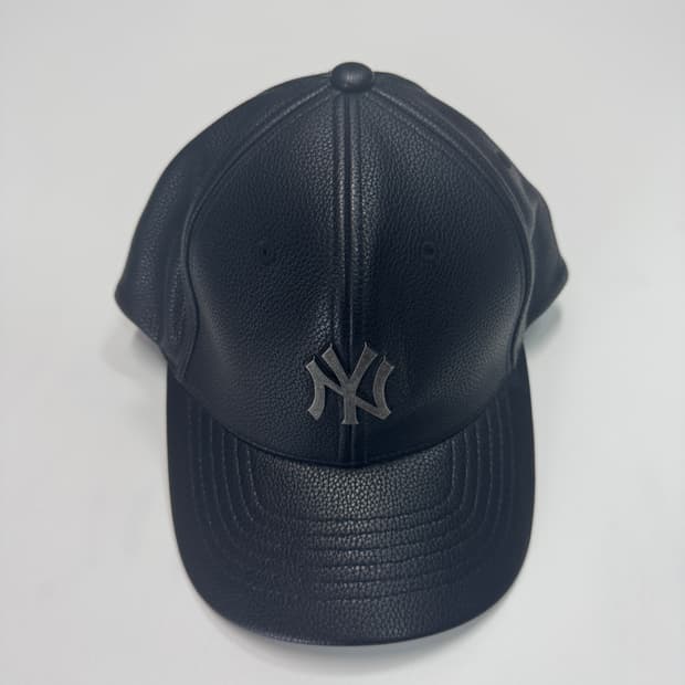 MLB 양키스 합성가죽 스냅백 모자