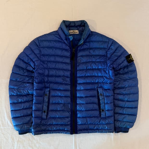 13FW 스톤아일랜드 가먼트 다이드 구스다운 경량패딩 블루