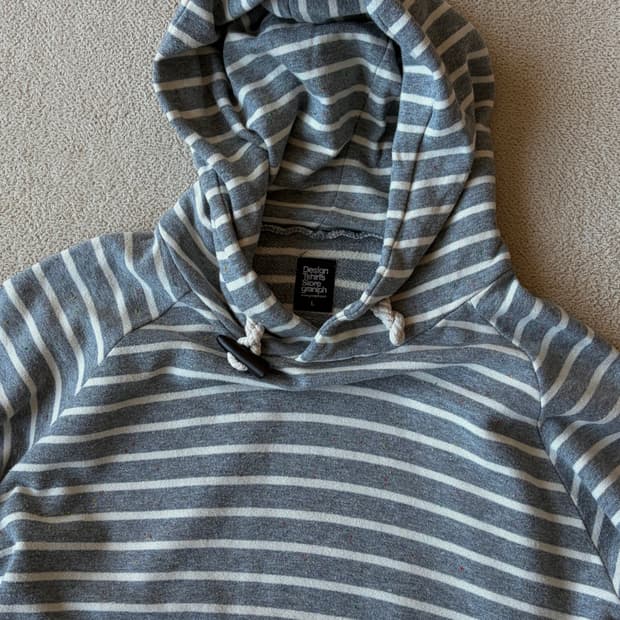 그라니프 스트라이프 네프 스웻후드