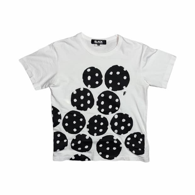 블랙 꼼데가르송 도트 볼 티셔츠