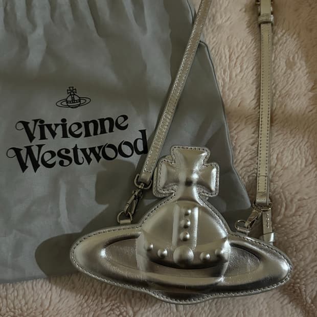 비비안웨스트우드 나노 오알비 크로스백 미니백 nano orb