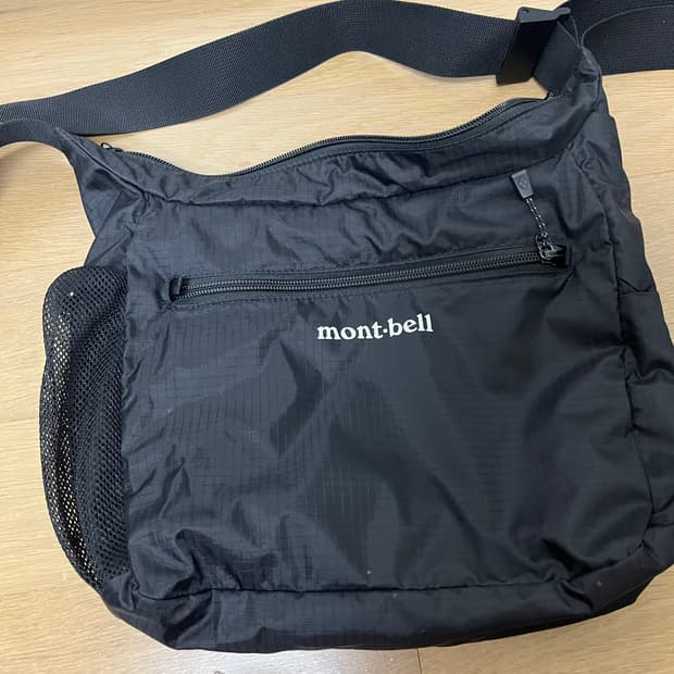 몽벨 포켓터블 숄더백 S 블랙