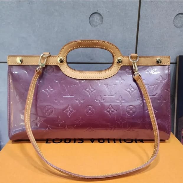 루이비통 모노그램 베르니 룩스부리