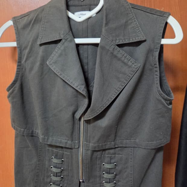 LAGUA GEM 레이어링 베스트 