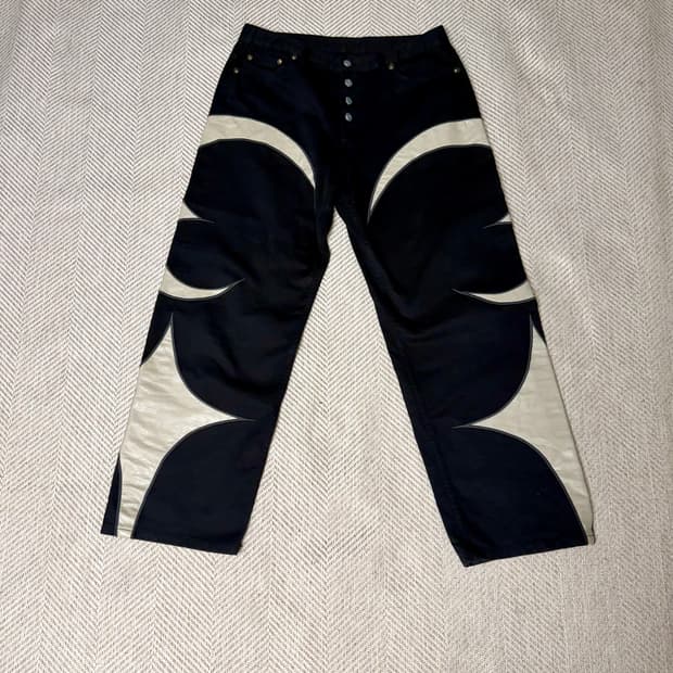 [교신가능] 떠그클럽 TC 레더 워싱 데님 팬츠 블랙