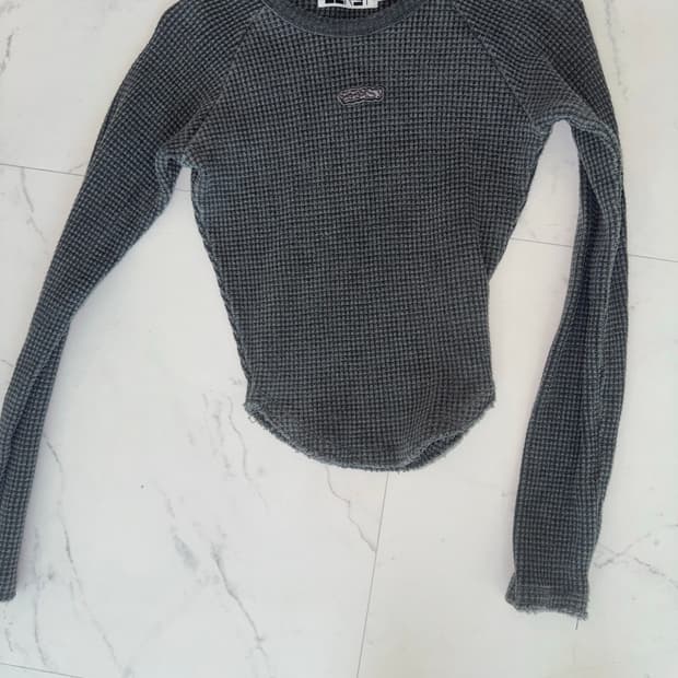 이어스트 상의(단종 상품)