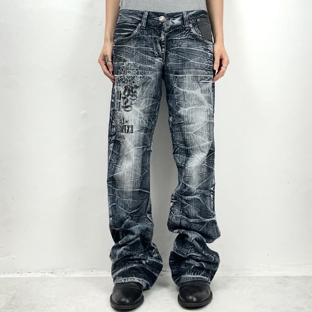 Wild Life Crinkle Wash Graphic Denim Pan