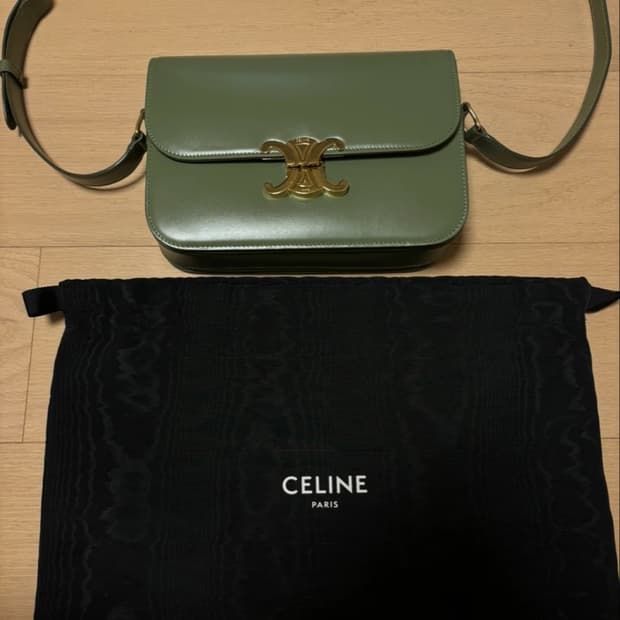 Celine 셀린느 트리옹프 트리오페 샤이니 카프스킨 아몬드그린
