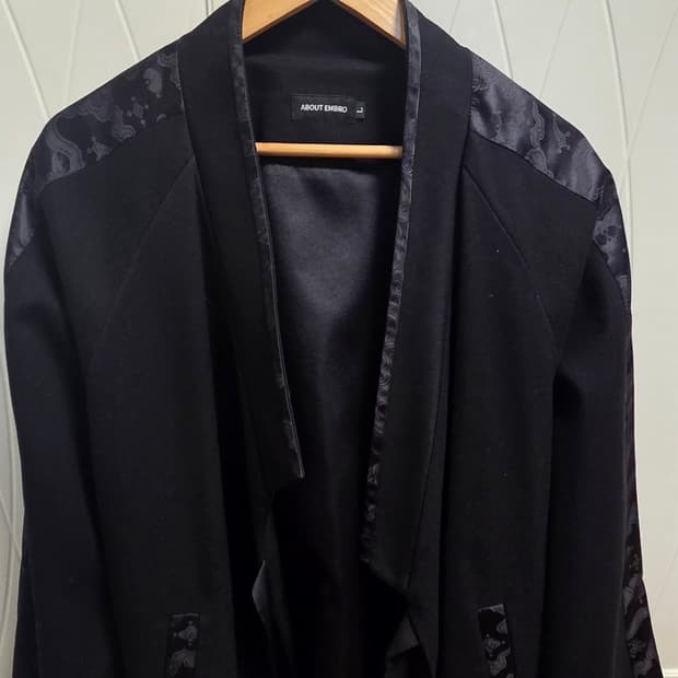 어바웃엠브로 세종자켓 - 플래티넘