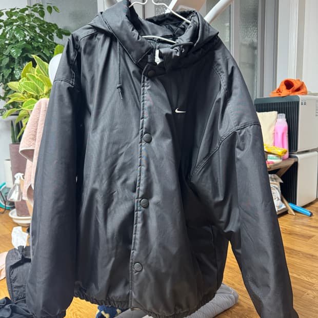 나이키 스우시 푸퍼 팔아요