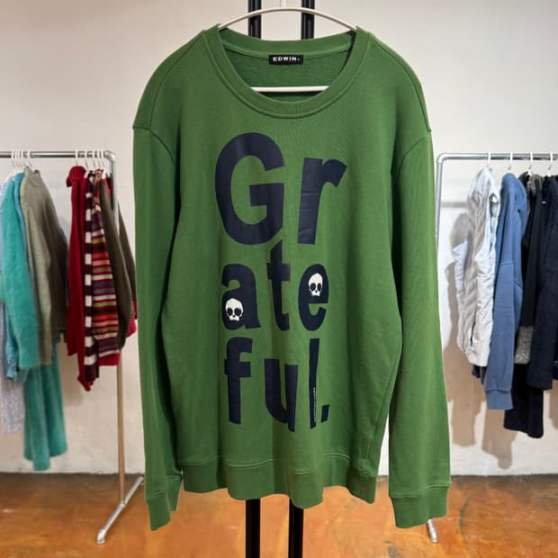 빈티지 그린 로고 맨투맨