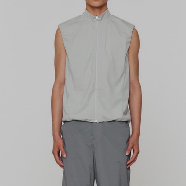 아모멘토 Amomento zipup vest