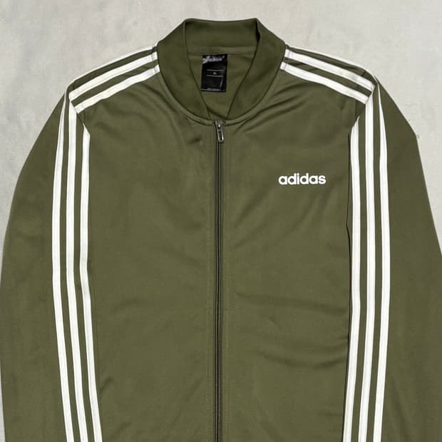 XL 아디다스 올리브 로고 레터링 트랙탑