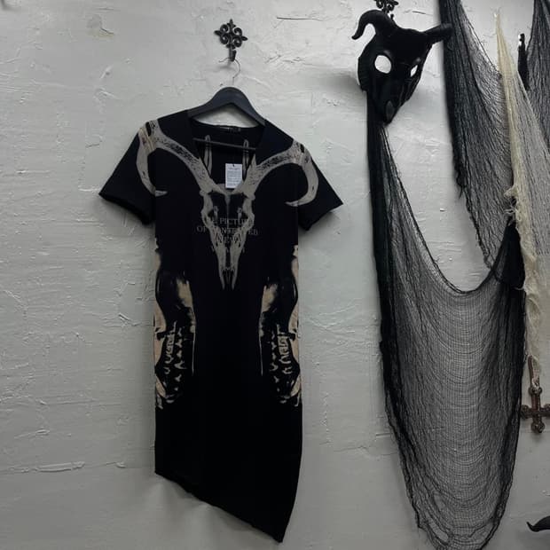 Civarize archive baphomet cut sew