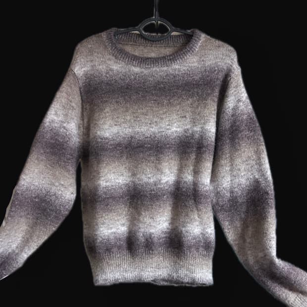 홍대 그라데이션 니트 스웨터 새상품