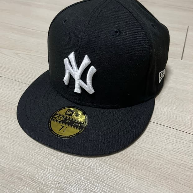 뉴에라 MLB 뉴욕 양키스 베이직 사이즈캡 블랙