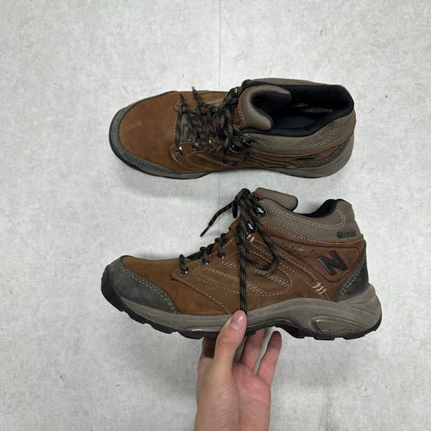 뉴발란스 1569 브라운