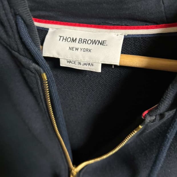 톰브라운후드집업