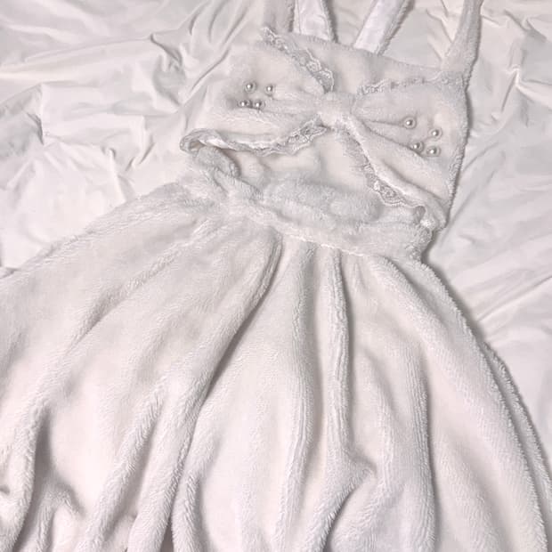 앙크루즈 리본 진주 퍼 원피스