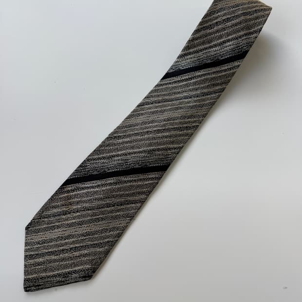 이세이 미야케 (issey miyake) 실크 넥타이 7.5cm