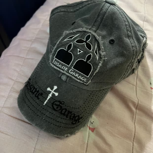 인세인개러지 볼캡