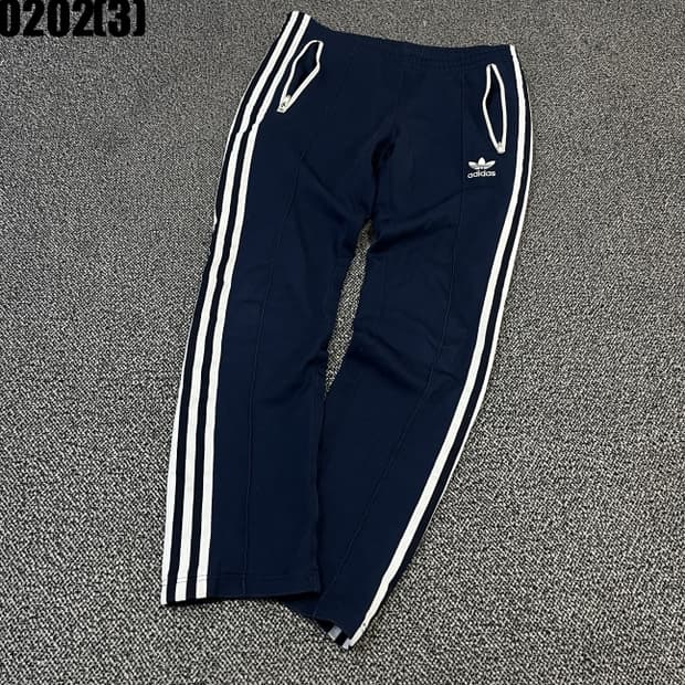 아디다스 트랙팬츠