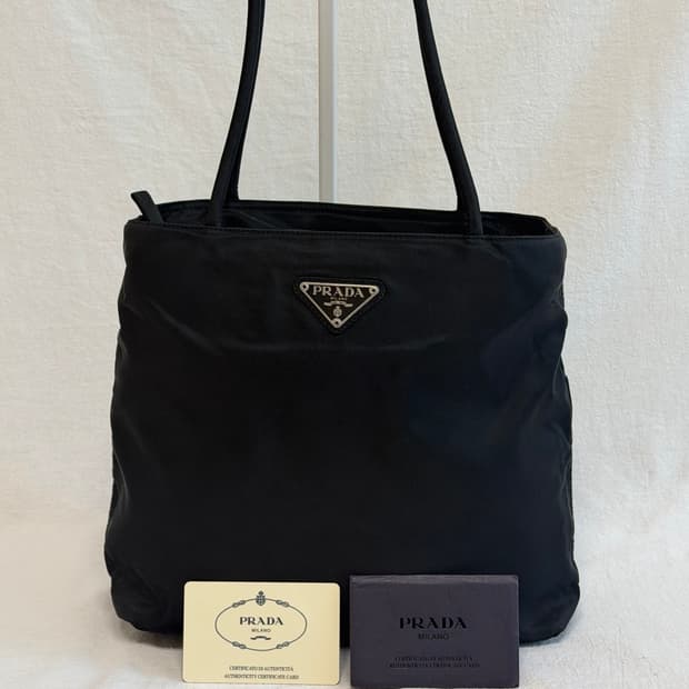 정품 프라다 포코노 나일론 토트백 숄더백