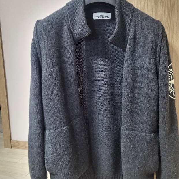 스톤아일랜드 니트집업