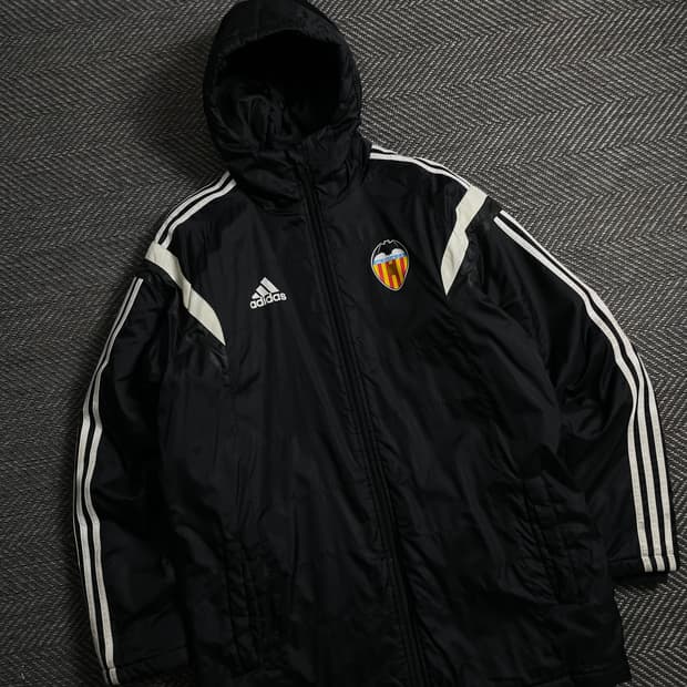 아디다스 FC 발렌시아 삼선 스트라이프 돕바 롱패딩y 4676