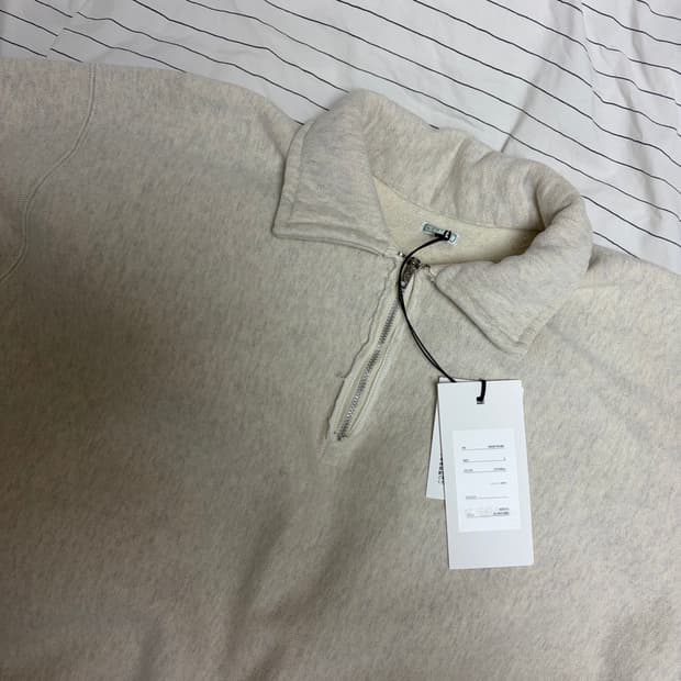 [3] 아프레쎄 하프집업 오트밀 