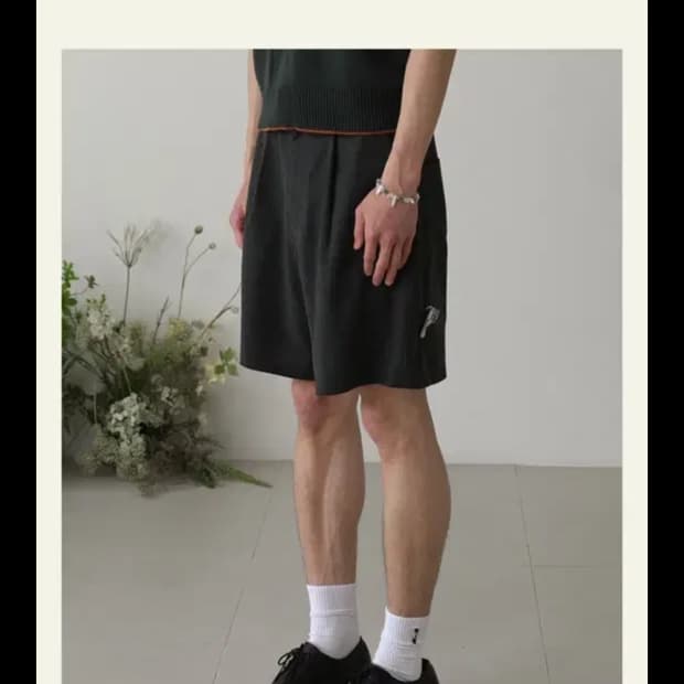 웨이비니스 플레어 버뮤다 팬츠 -그레이 체크 2사이즈 판매합니다(새상품)