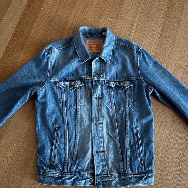 리바이스 데님 트러커