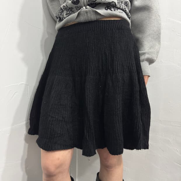 gu knit skirt