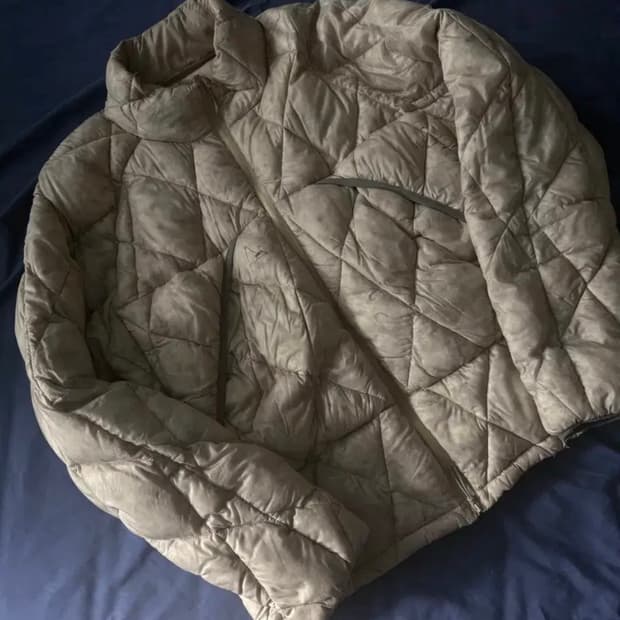 로아 라이트 다운 패딩 오트밀 23fw