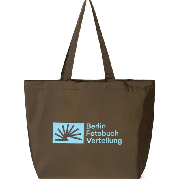 베를린 포토북 디스트리뷰션 BFV 001 백 BAG 브라운
