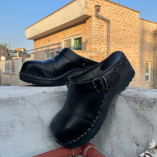 트로앤토프 스틸토 클로그 42