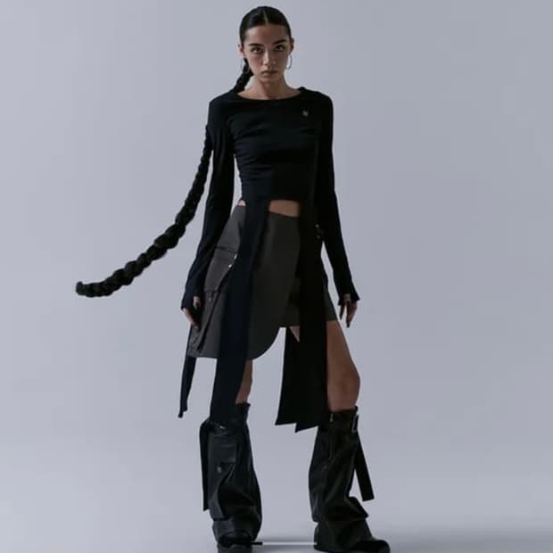 트리밍버드 Backless strap long sleeve