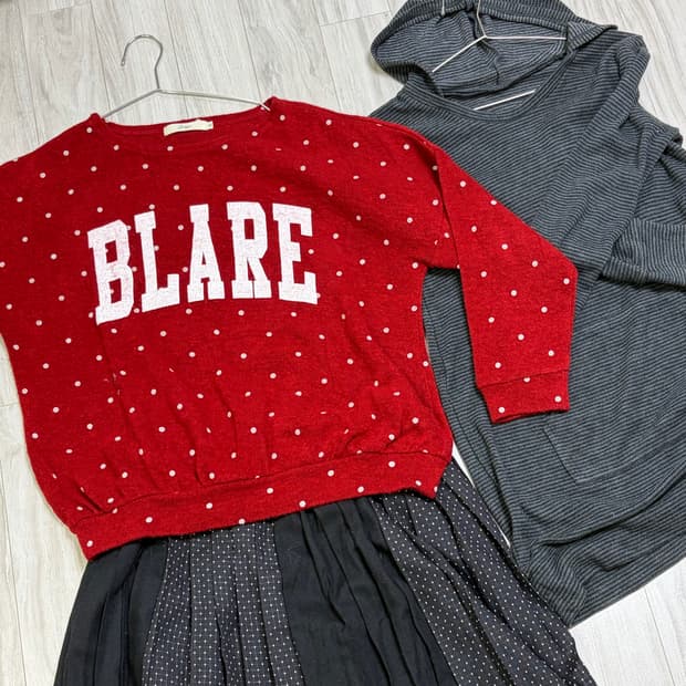 빈티지 빨간 도트 니트