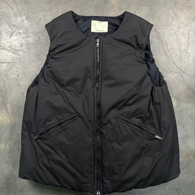 포터리 neat vest 패딩 조끼