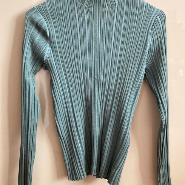 Acne studios 니트 탑