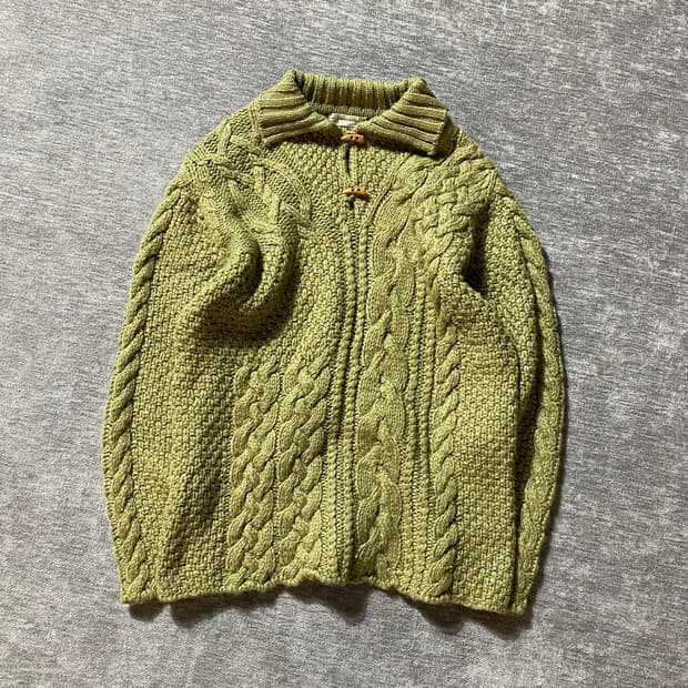 - Innocent 일본 빈티지 토글 디테일 울 니트