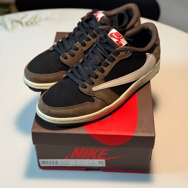 [260] 조던 1 x 트래비스 스캇 레트로 로우 OG SP 모카