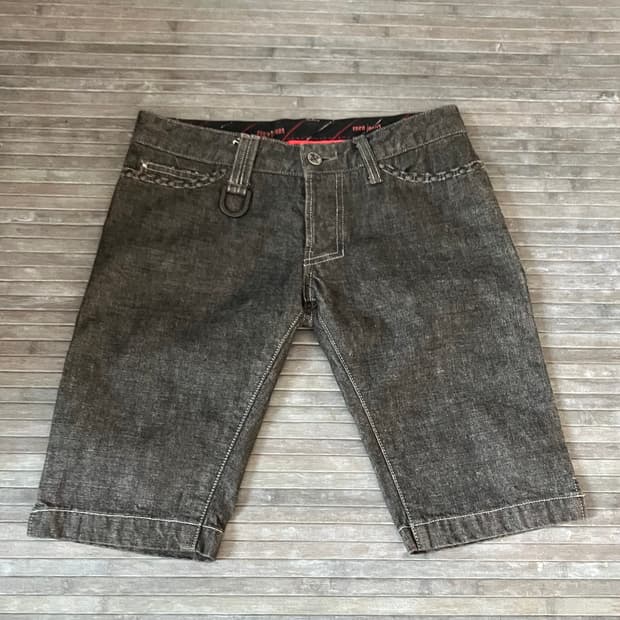 Skull dark grey short jeans