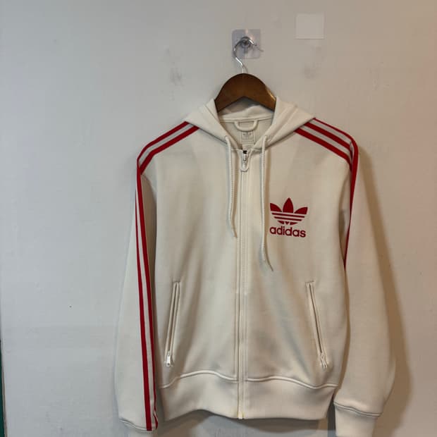 아디다스 플락후드 흰빨 여성