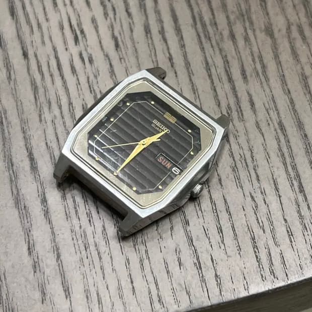 세이코 테레비 쿼츠 스퀘어