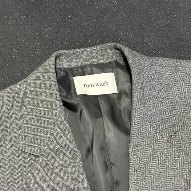 토니웩 25FW 헤링본 블레이저