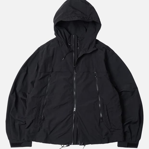 MOUNTAIN WIND PARKA _ BLACK 