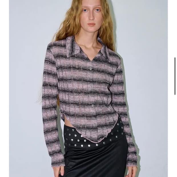 폴리수엠 스트라이프 셔츠